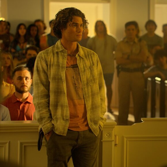 Reclaimed Vintage x Outer Banks Surfing Rots Your Brain T-Shirt Tee ASO John B - Picture 8 of 8